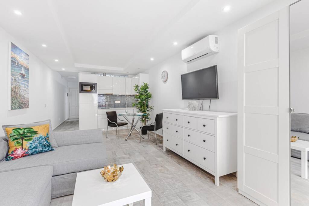 Tenerife Royal Gardens One Bedroom Appartamento