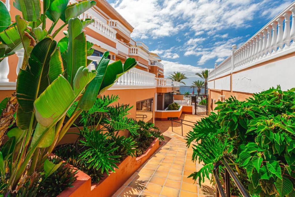 Tenerife Royal Gardens One Bedroom Playa de las Américas